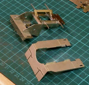 Front running plate