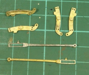 Expansion link and radius arm