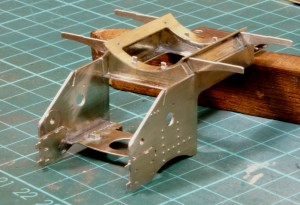 Fitting the dummy frame to the saddle