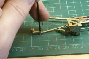 Locking the top hat bearing